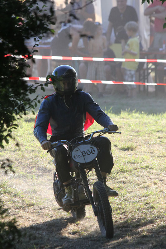 2012_08_18-Rennen-Helmut-214